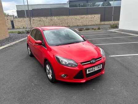 FORD FOCUS 1.0 T EcoBoost Zetec